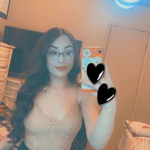 Meet your Posher, Celina